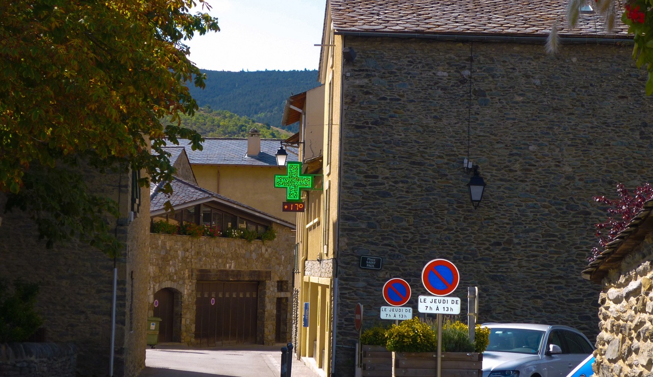 La Rioja actualiza su Ley de Farmacia apostando por la proximidad y lo rural