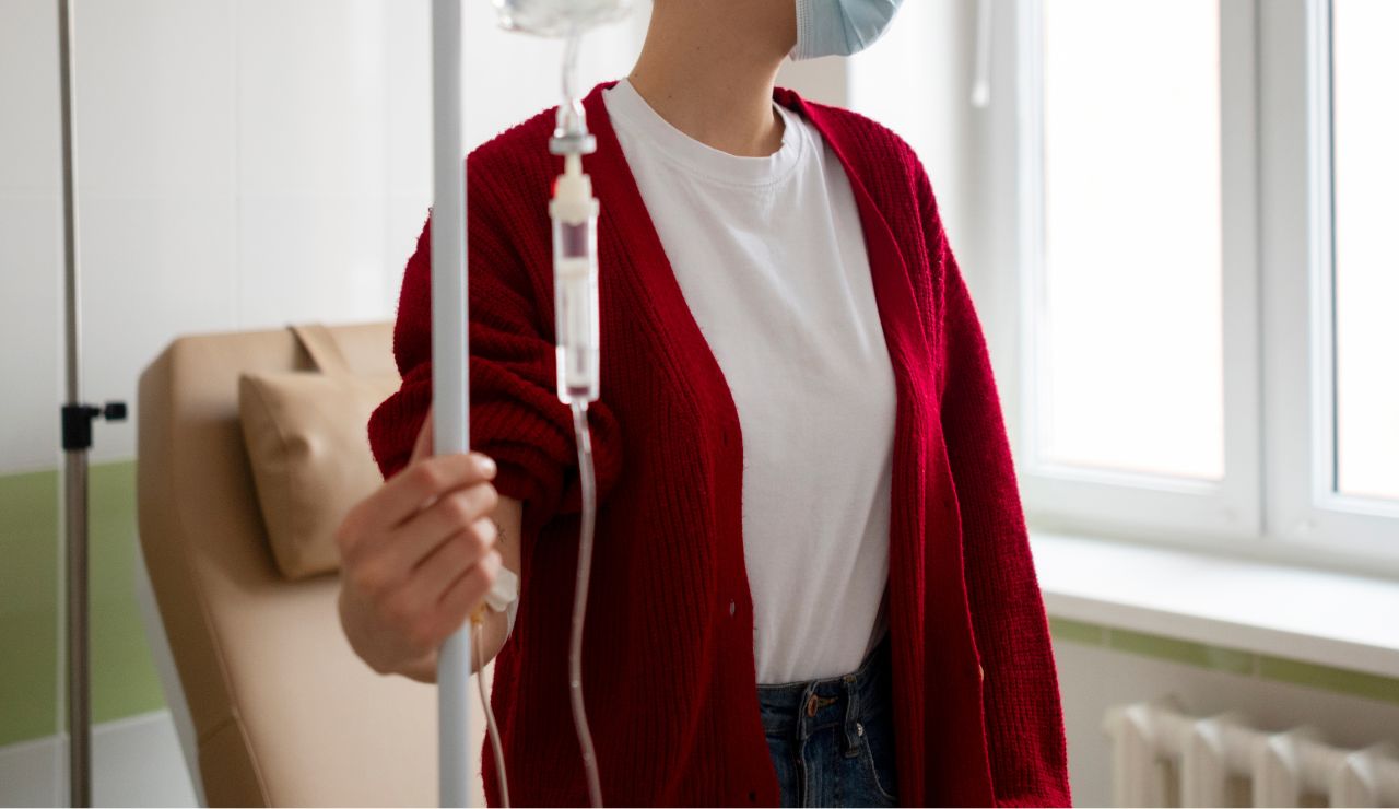 Identifican biomarcadores genómicos que anticipan la resistencia a la quimioterapia estándar